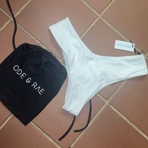Ode & Rae swim bikini V cut bottom white size Large with tags and bag